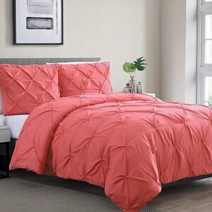 VCNY Home Carmen 3 Pieces Ruched Queen Duvet Cover Set
